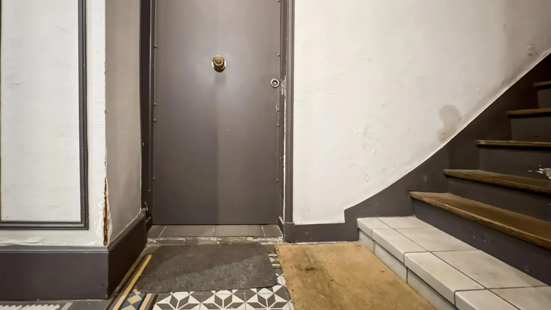 Gare Du Nord & Canal St-martin Apartment